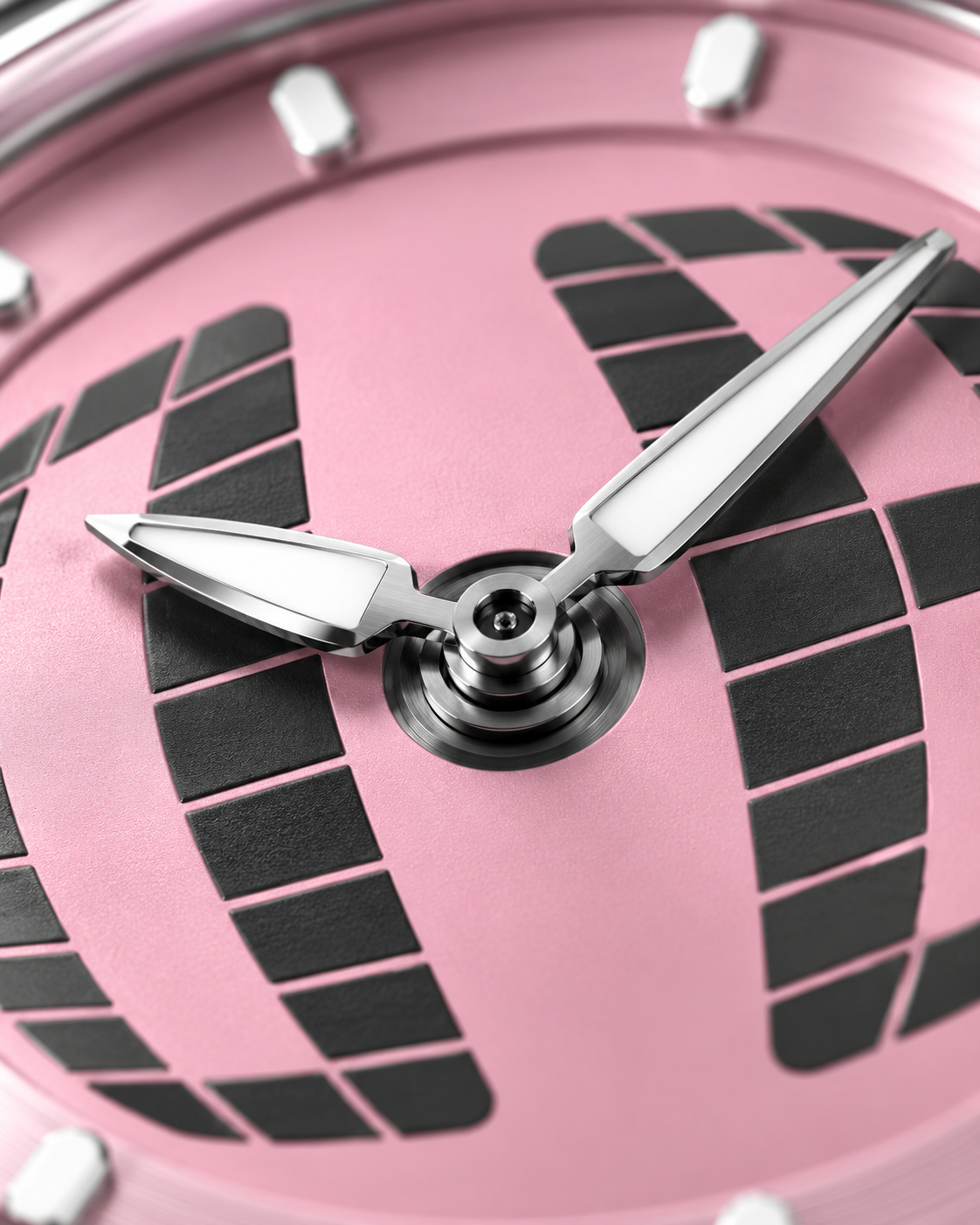 ORBIT SAKURA – dial close-up